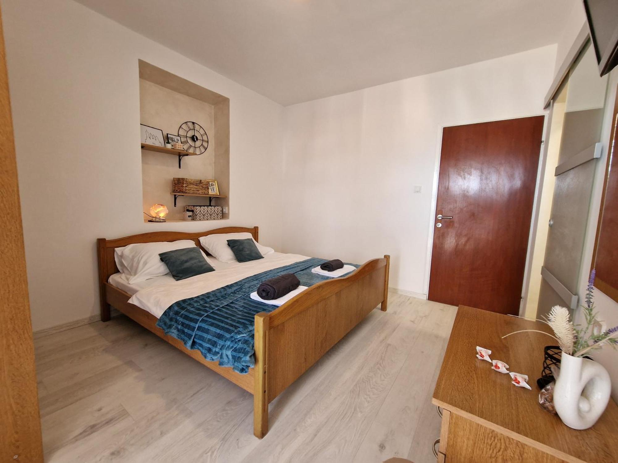 Apartments By The Sea Kampor, Rab - 5037 Rom bilde